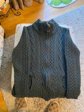 Irish Cable Knit Zip Sweater long furs tighter on body great condition